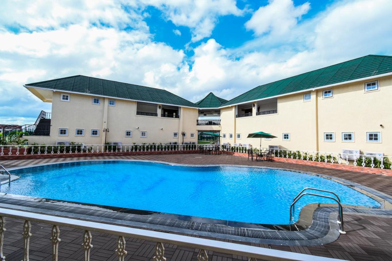 Faith Cricket Club & Resort Bhopal Ngoại thất bức ảnh