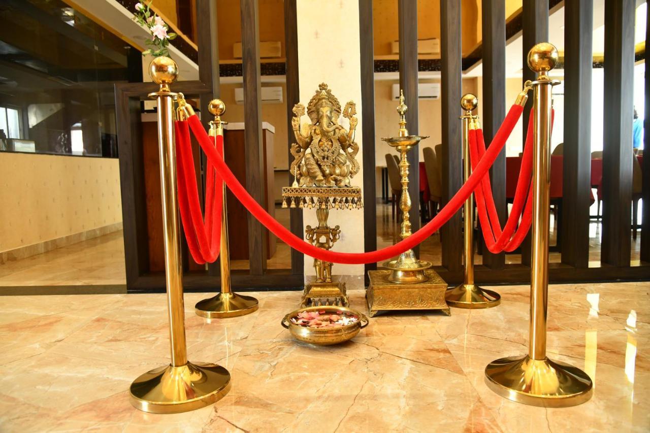 Faith Cricket Club & Resort Bhopal Ngoại thất bức ảnh