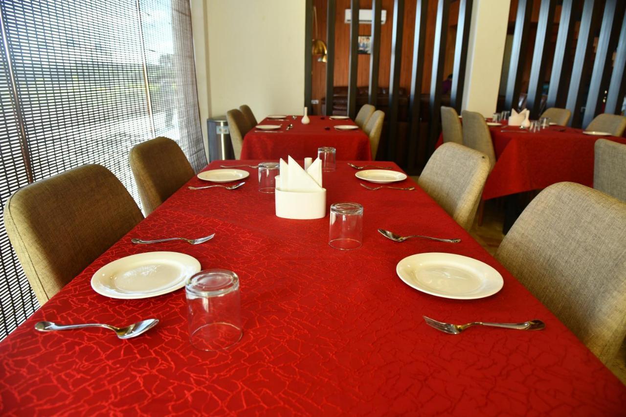 Faith Cricket Club & Resort Bhopal Ngoại thất bức ảnh